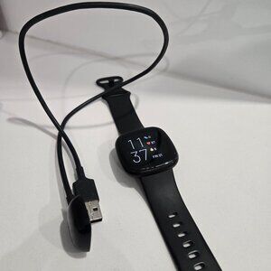 Fitbit Versa 3 - Black